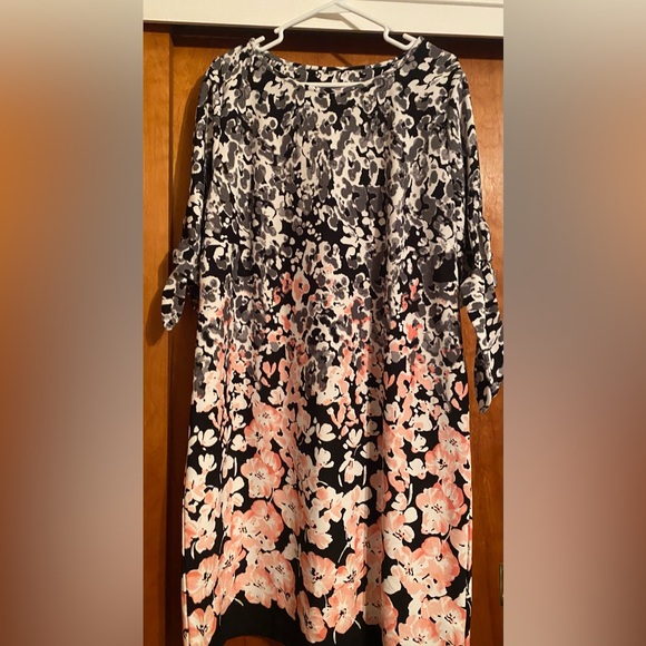 Floral Print Tie-Sleeve Dress - Black, Grey & Pink - Picture 3 of 4